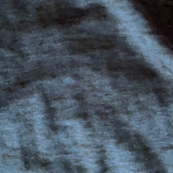 HELIX.  Instinct is a virtue.  Mens L - Picture 3 of 3